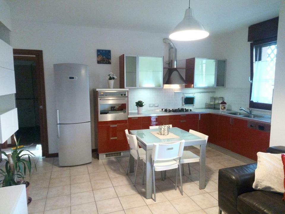 Appartamento Viserba Mare/Fiera Rimini Luaran gambar